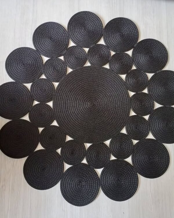 Black round cotton rug Pakistan Handmade rope rug Cotton rug for living room 5ft round rug for bedroom Black rug for nursery Pakistan Boho cotton floor mat Round rug online Pakistan