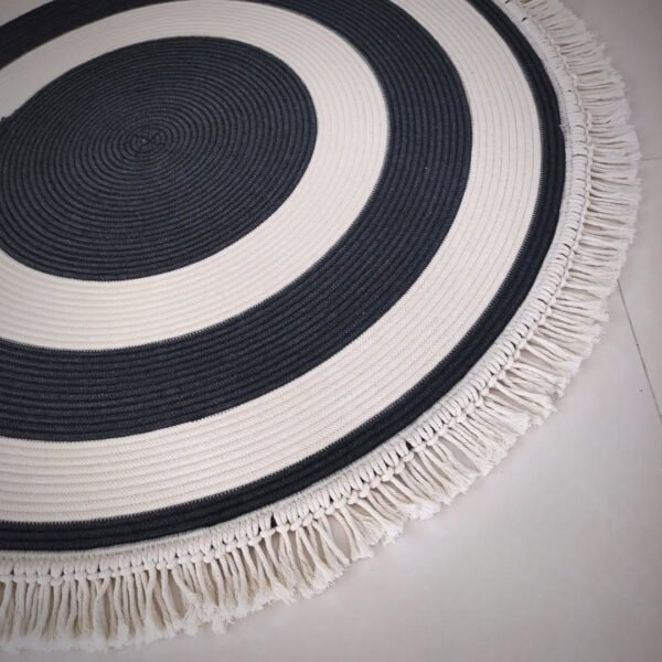 cotton rope rug with tassel