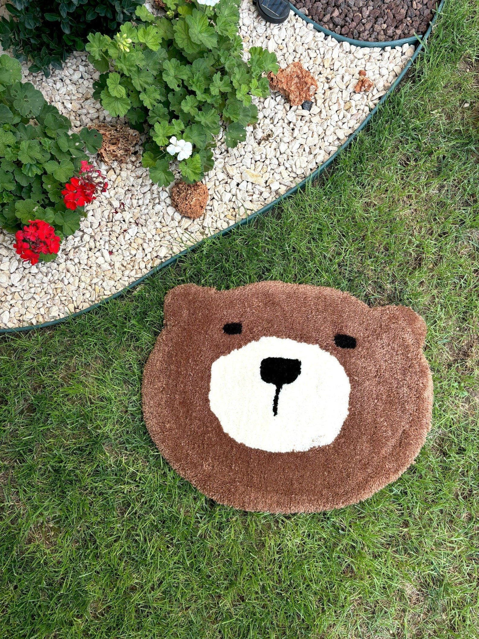 bear rug for kids room cute tufted rug Pakistan animal shape rug for nursery handmade tufted bear rug kawaii bear rug UAE cartoon rug for bedroom